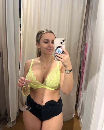 Hannah Witton Nude Leaks OnlyFans Photo 71