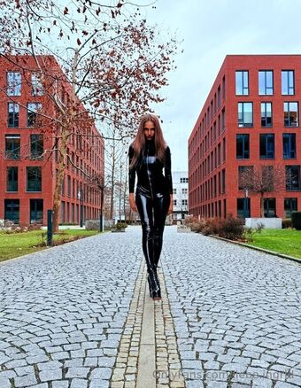 liebe.ingrid Nude Leaks OnlyFans Photo 35