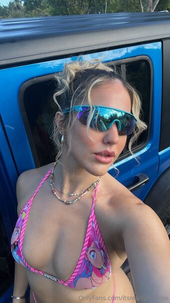 itsreallyrissfree Nude Leaks OnlyFans Photo 13