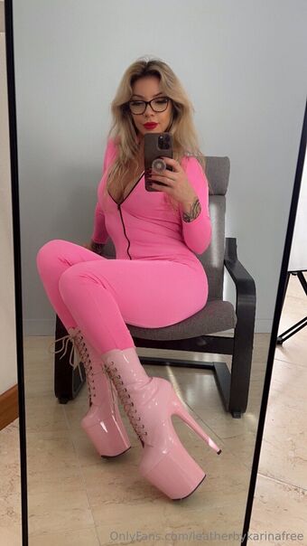 leatherbykarinafree Nude Leaks OnlyFans Photo 11
