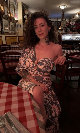 Leila Lowfire Nude Leaks OnlyFans Photo 92