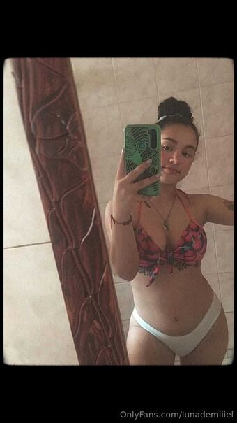 lunademiiiel Nude Leaks OnlyFans Photo 10
