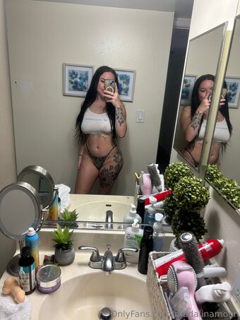 madalinamoon Nude Leaks OnlyFans Photo 9