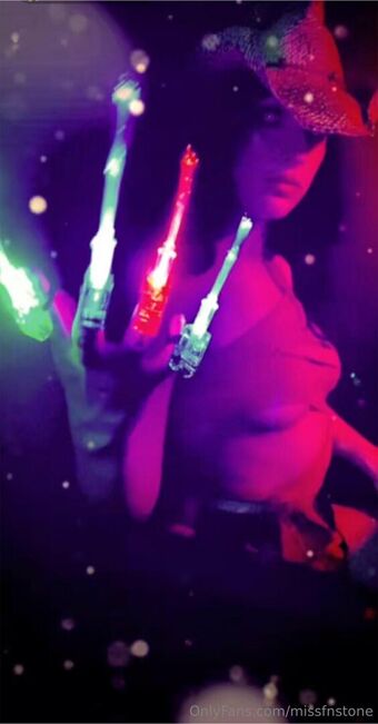 missmaddusastone Nude Leaks OnlyFans Photo 16