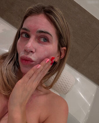 Mrs. Bella Nude Leaks OnlyFans Photo 49