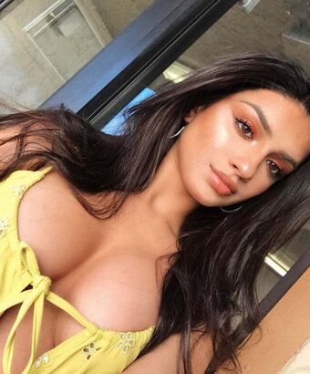 Pakistani Beauties Nude Leaks OnlyFans Photo 7