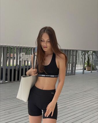 radmilasad Nude Leaks OnlyFans Photo 15