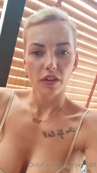 Roxy S89 Nude Leaks OnlyFans Photo 9