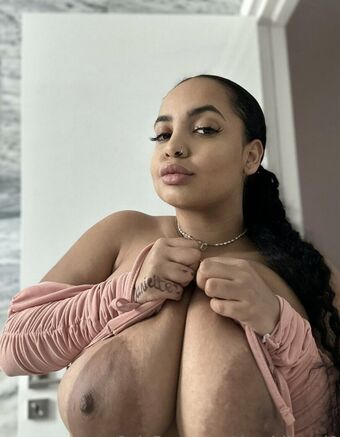 Thegirlinred0 Nude Leaks OnlyFans Photo 96