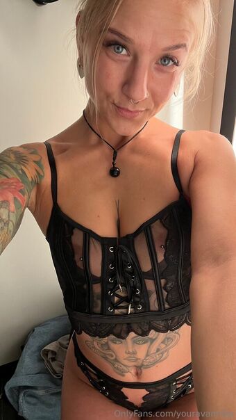 youravamiller Nude Leaks OnlyFans Photo 16