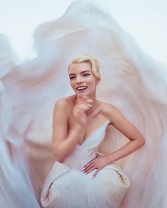 Anya Taylor-Joy Nude Leaks OnlyFans Photo 6