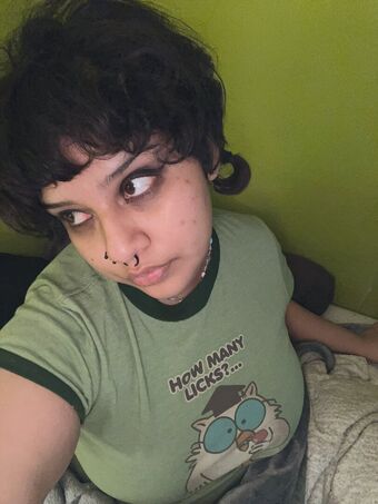 brattyemi_ Nude Leaks OnlyFans Photo 2