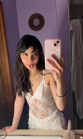 charlize Nude Leaks OnlyFans Photo 98