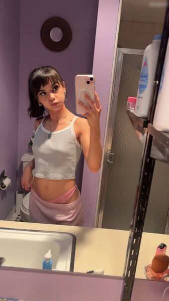 charlize Nude Leaks OnlyFans Photo 103