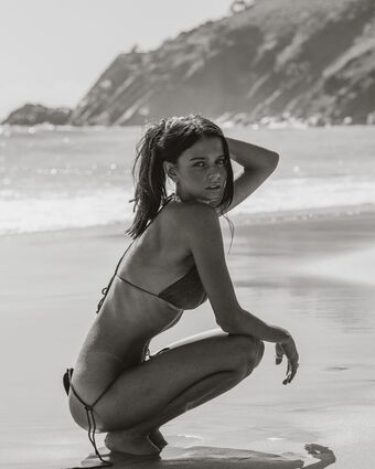 Chloe Campbell Nude Leaks OnlyFans Photo 44