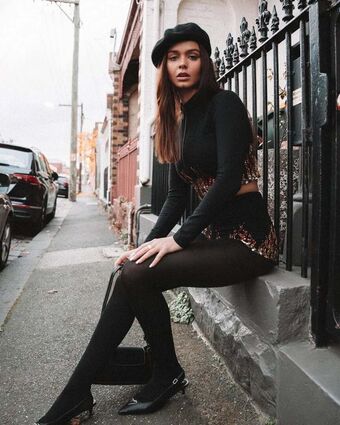 Chloe Campbell Nude Leaks OnlyFans Photo 45