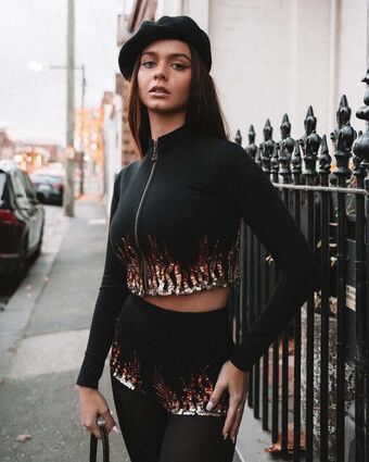 Chloe Campbell Nude Leaks OnlyFans Photo 48