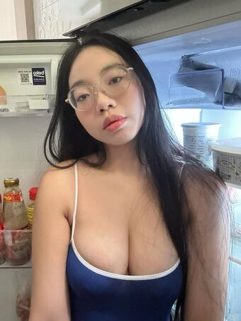 GGoldenbee Nude Leaks OnlyFans Photo 26