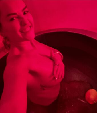 Elena Ora Nude Leaks OnlyFans Photo 31