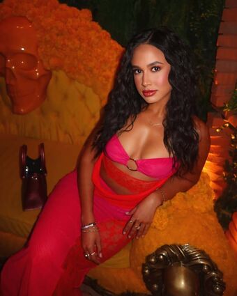 Emily Tosta Nude Leaks OnlyFans Photo 121