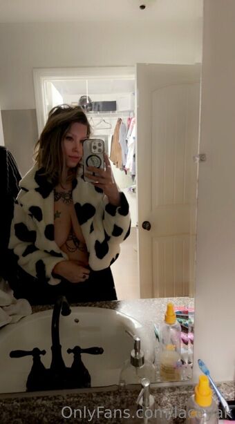 laceyak Nude Leaks OnlyFans Photo 1