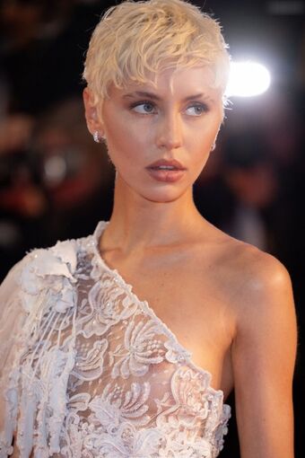 Iris Law Nude Leaks OnlyFans Photo 52