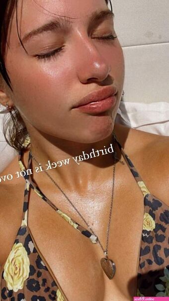 Kenzie Ziegler Nude Leaks OnlyFans Photo 77