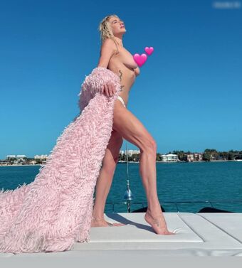 Kesha Nude Leaks OnlyFans Photo 168