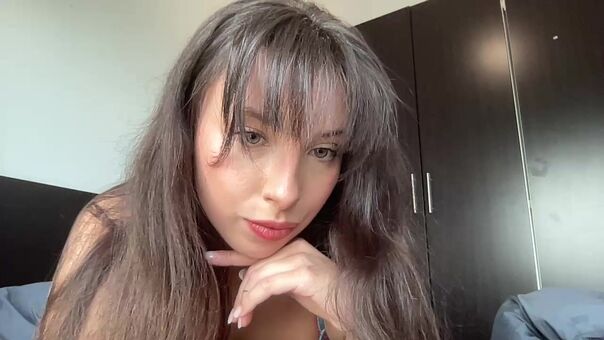 Leila Hadid Nude Leaks OnlyFans Photo 9