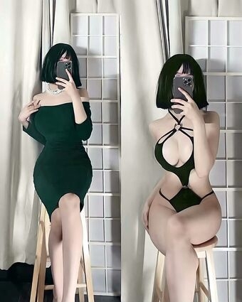 Lolaaasaur Nude Leaks OnlyFans Photo 25