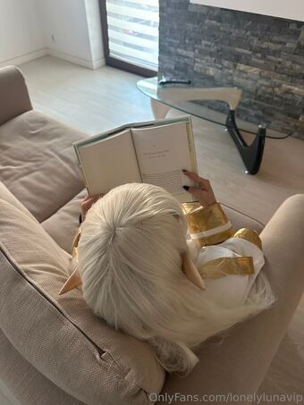 lonelylunavip Nude Leaks OnlyFans Photo 12