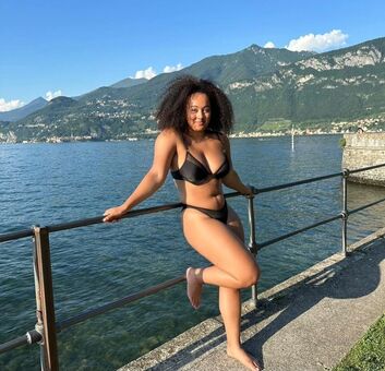 modernbritishrose Nude Leaks OnlyFans Photo 76