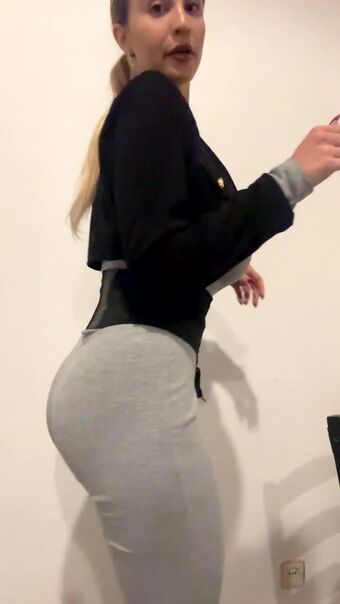 Maria-arreghini Nude Leaks OnlyFans Photo 175