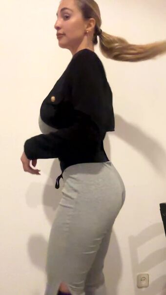 Maria-arreghini Nude Leaks OnlyFans Photo 176