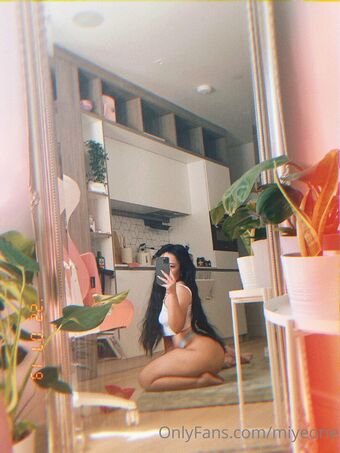 Miyeorie Nude Leaks OnlyFans Photo 13