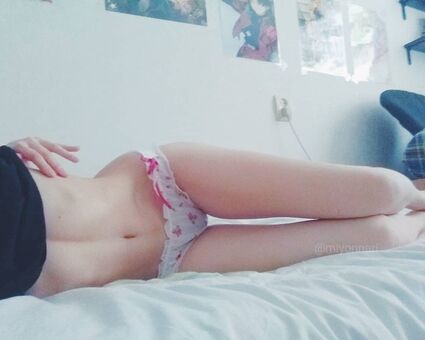 Miyonari Nude Leaks OnlyFans Photo 12