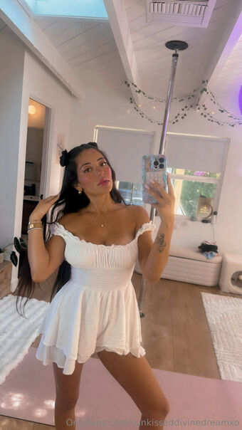 sunkisseddivinedreamxo Nude Leaks OnlyFans Photo 34