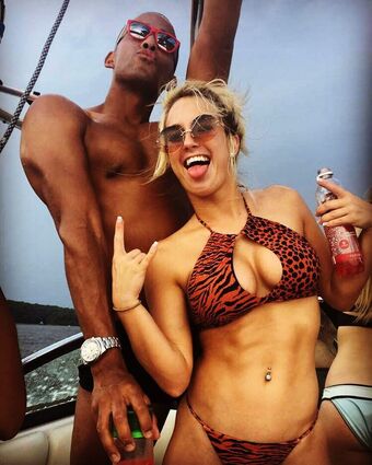 valeriemikos Nude Leaks OnlyFans Photo 3