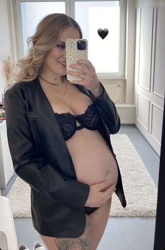 Vanessa Blumenthal Nude Leaks OnlyFans Photo 78