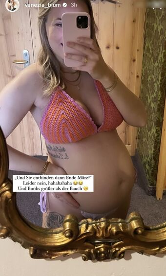 Vanessa Blumenthal Nude Leaks OnlyFans Photo 79