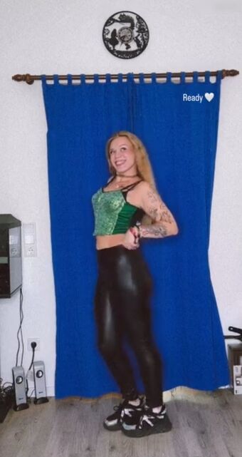 vanny_flowerchild Nude Leaks OnlyFans Photo 44