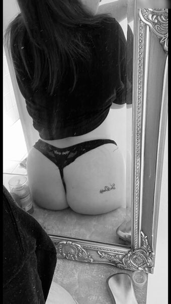 Amyigt Nude Leaks OnlyFans Photo 4