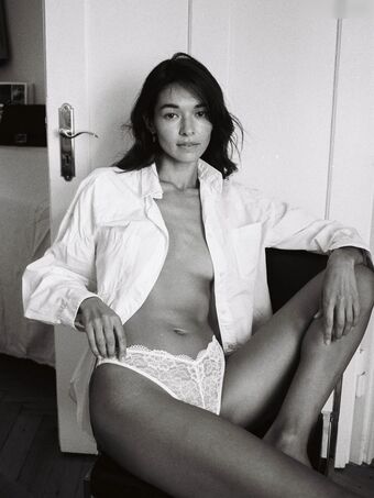 Anelia Moor Nude Leaks OnlyFans Photo 33