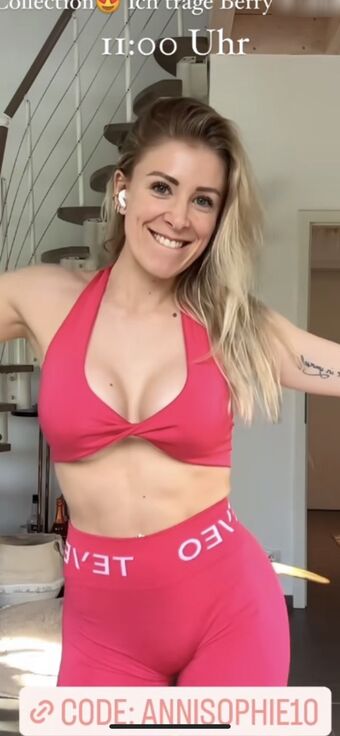 Annisophie_ Nude Leaks OnlyFans Photo 16