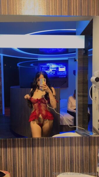 arielibellaa Nude Leaks OnlyFans Photo 4