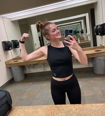 Ashley Lynn Graaf Nude Leaks OnlyFans Photo 1