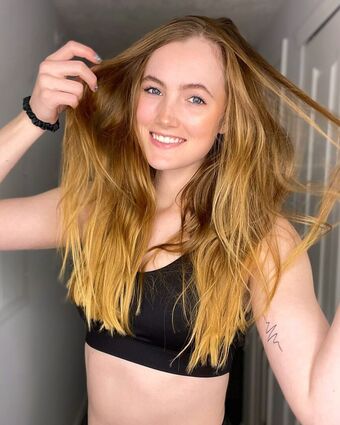 Ashley Lynn Graaf Nude Leaks OnlyFans Photo 5