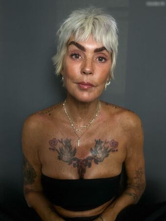 Astrid Zeegen Holt Nude Leaks OnlyFans Photo 11