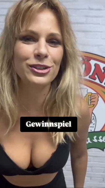 Carolina Peukmann Nude Leaks OnlyFans Photo 81