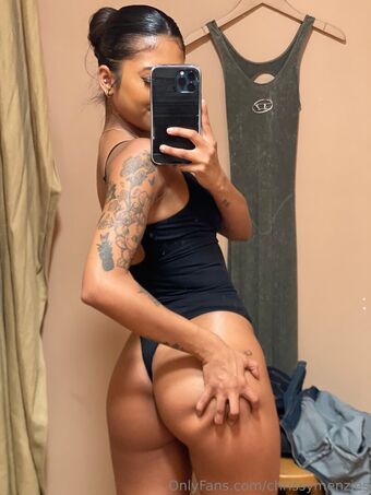 Chrissymenzies Nude Leaks OnlyFans Photo 56